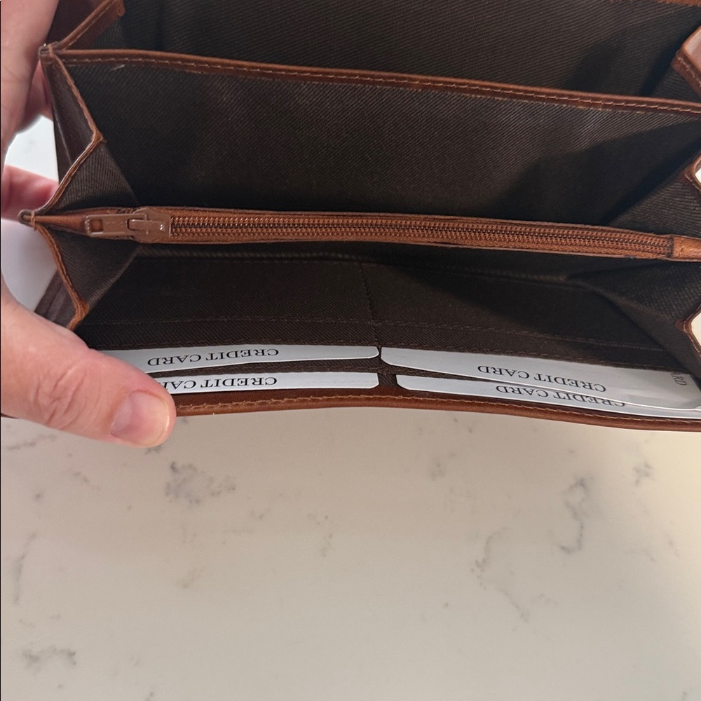 John’s Creek Leather Company RFID Wallet - Picture 3 of 5